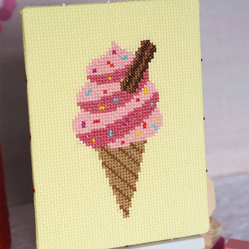 Ice Cream Whippy - Junior Cross Stitch Kit: Premium kit (with hoop and bag)
